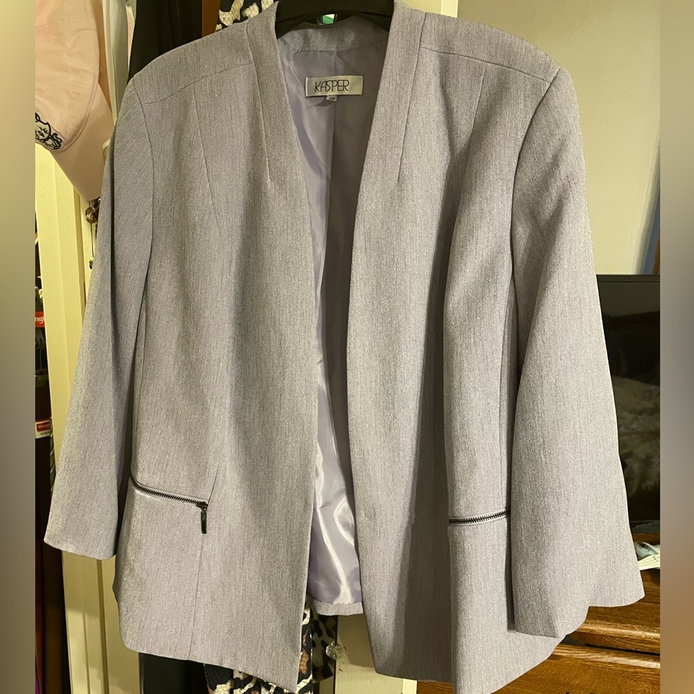 Kasper, women’s size 24, light purple/lilac blazer.